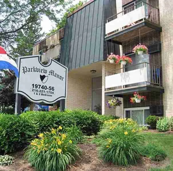 Parkview Sign 1 605x600 1
